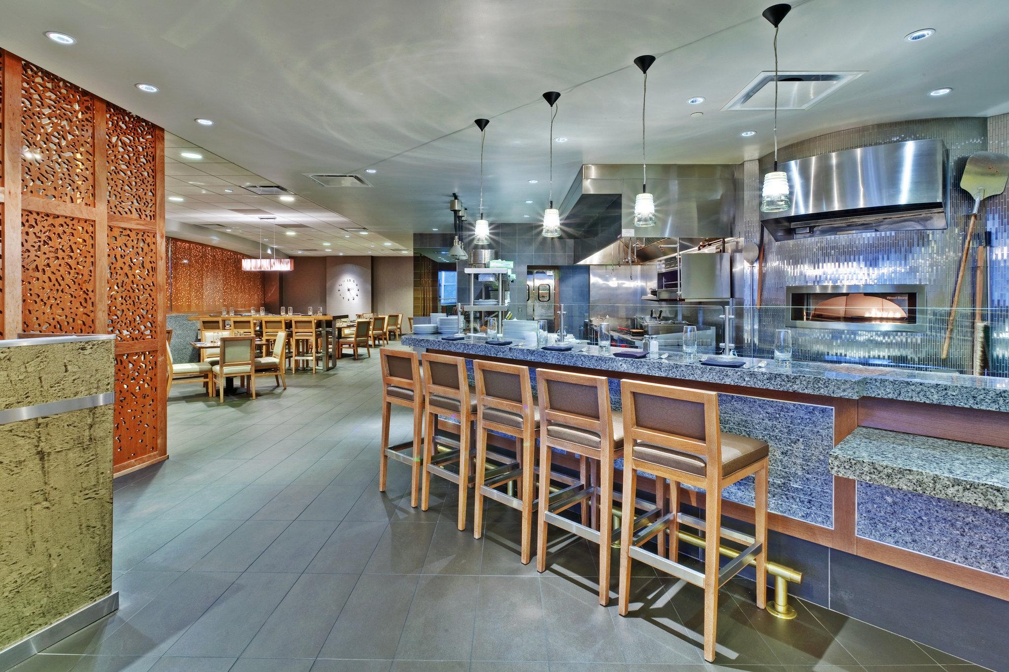 クラウンプラザ シカゴ オヘア ホテル ＆ カンファレンスセンター バイ IHG 写真