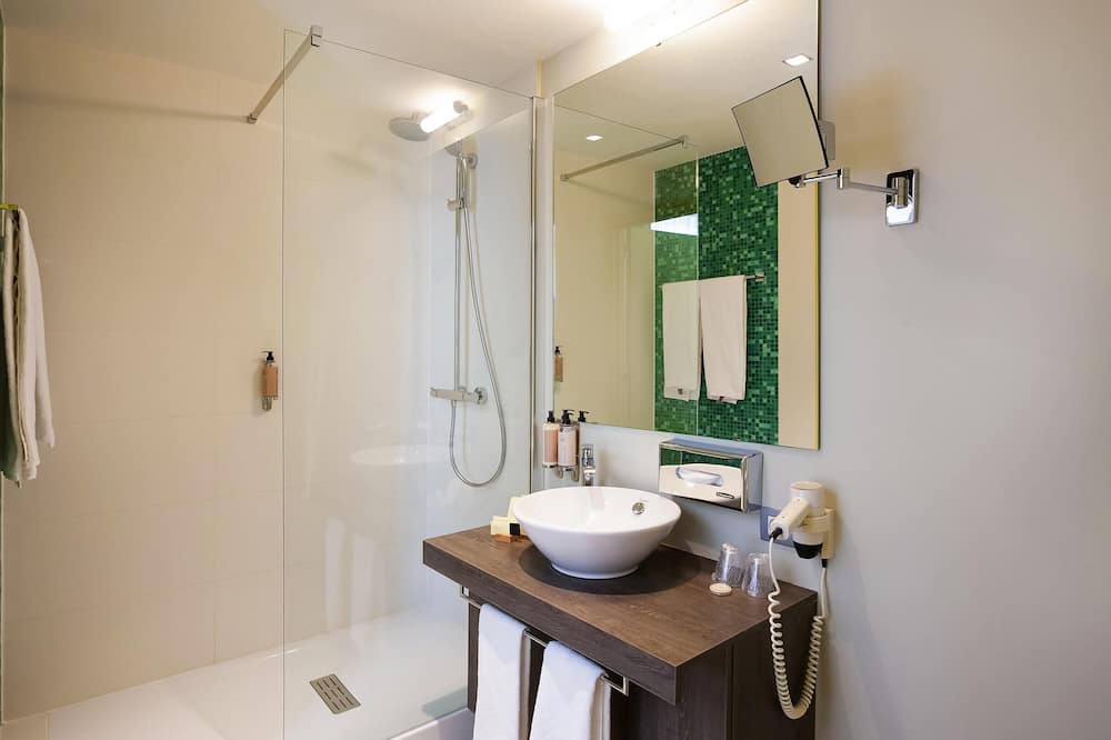 イビス スタイルズ コルトレイク エクスポ 写真