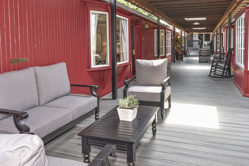 ナパ バレー レイルウェイ イン 写真