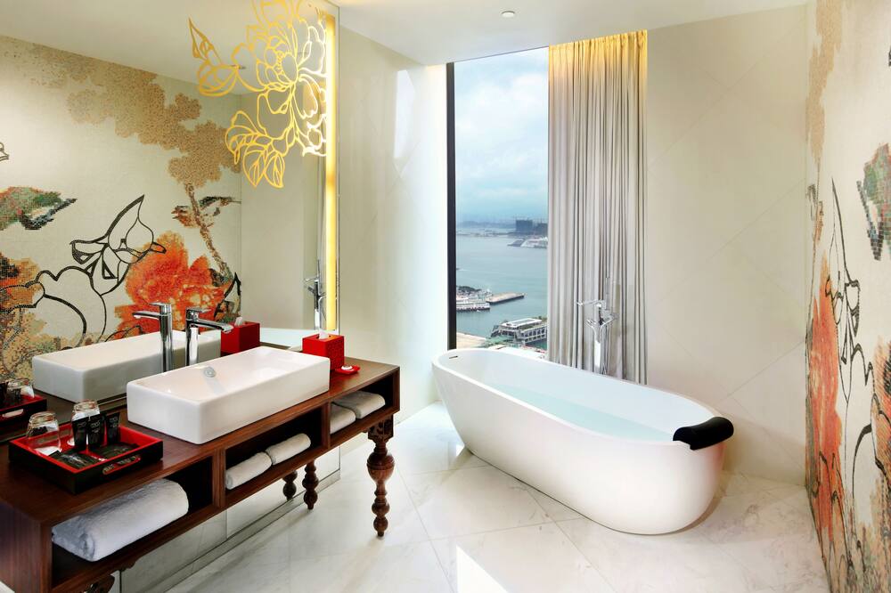 ミラ ムーン 写真