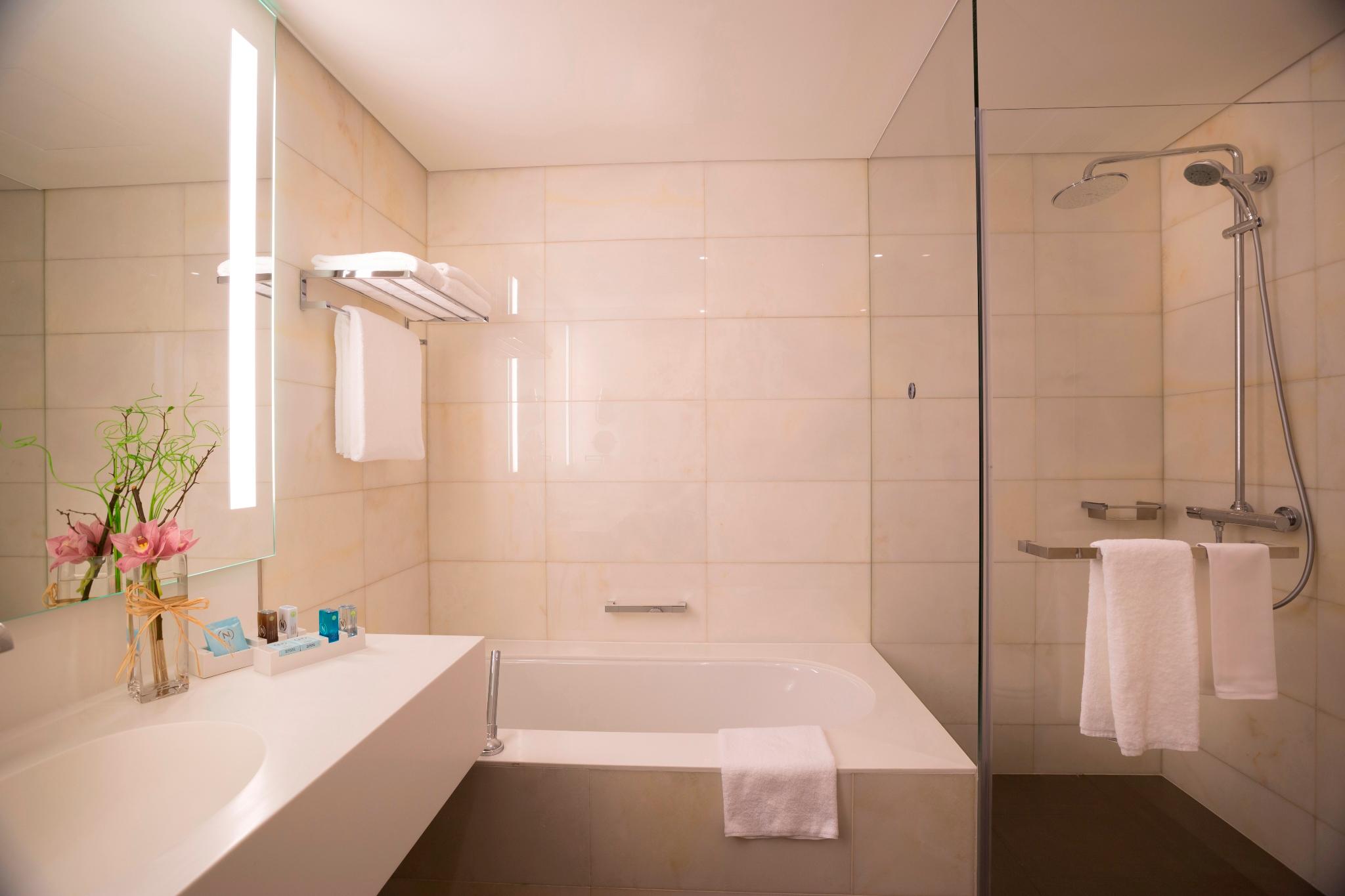 ノボテル アブダビ アル ブスタン ホテル 写真