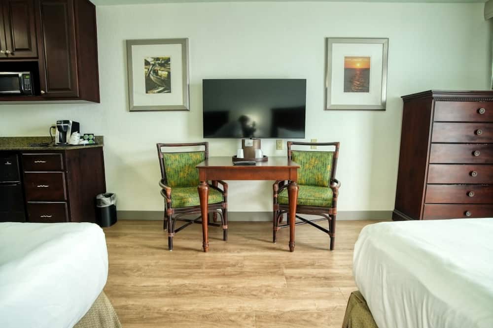 Treasure Island Hotel and Marina 写真