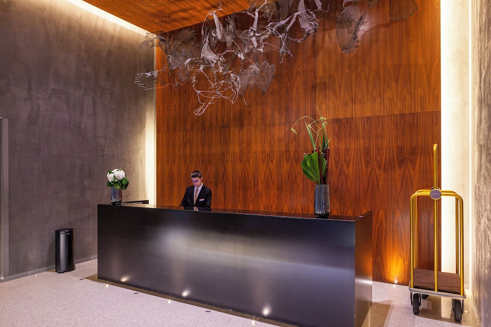 アルティス プライム ホテル 写真