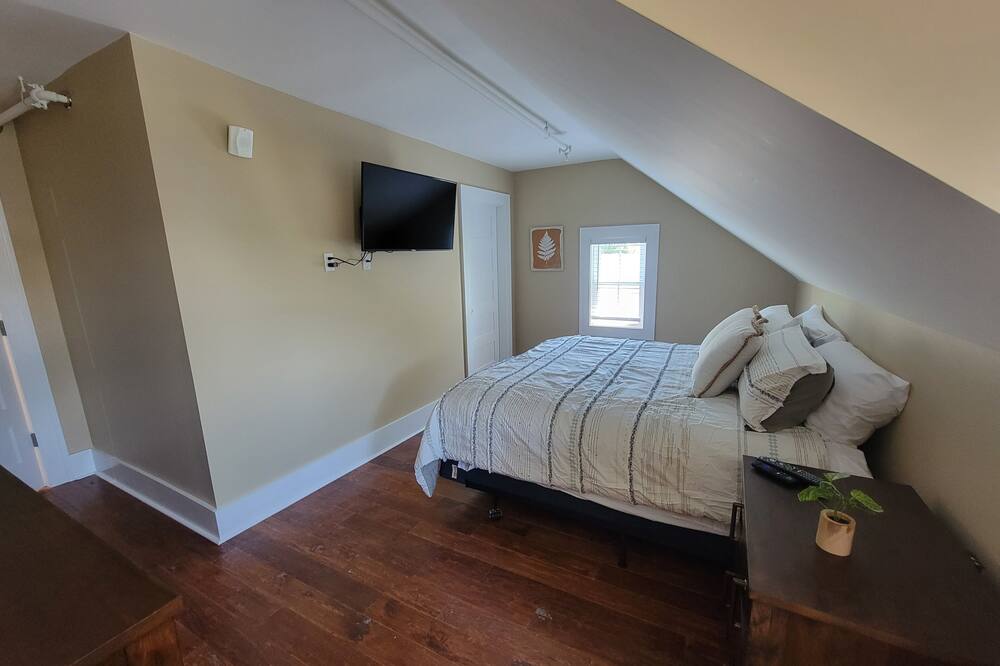 ザ ヒドゥン イン 写真