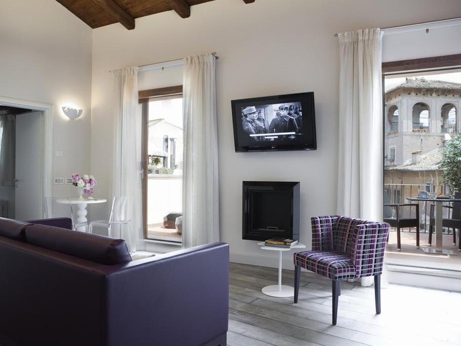 ナヴォーナ パレス ラグジュアリー イン 写真