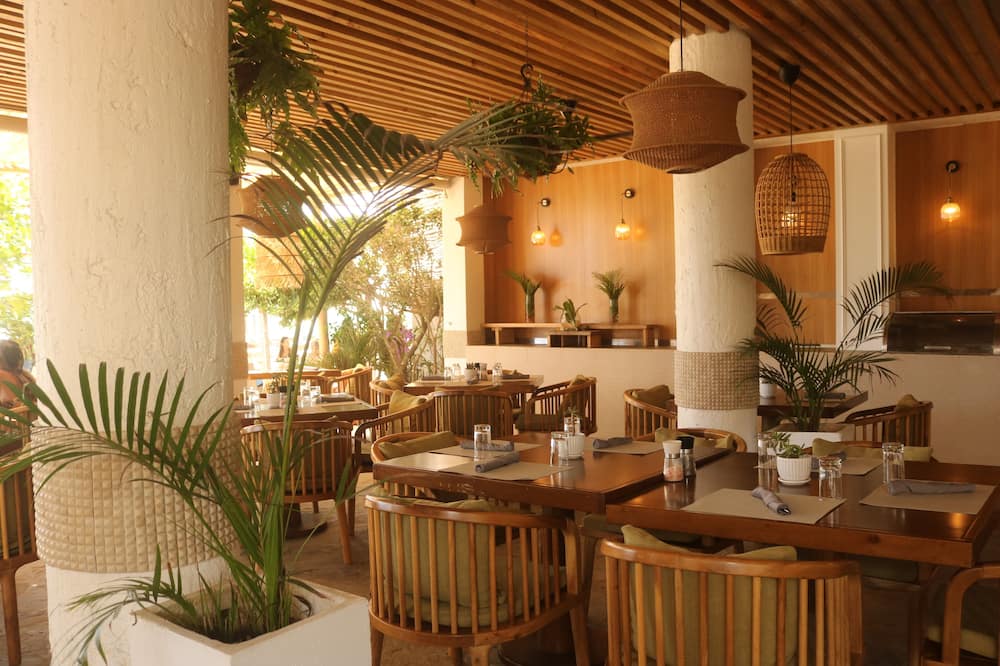 ヴィラ タイナ 写真