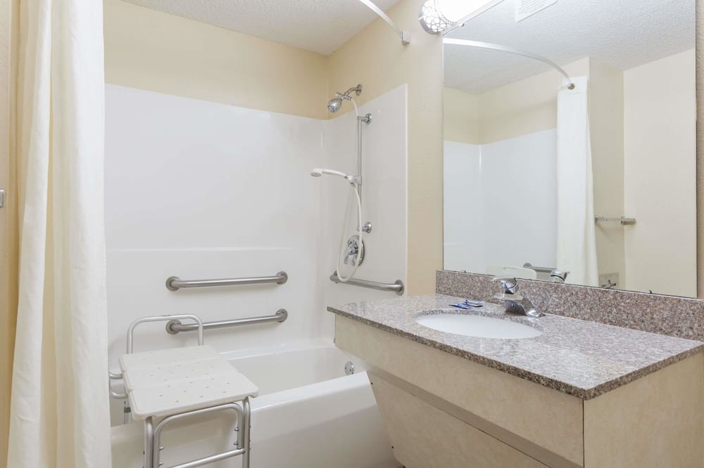 スーパー 8 バイ ウィンダム ピエモント グリーンビル エリア 写真