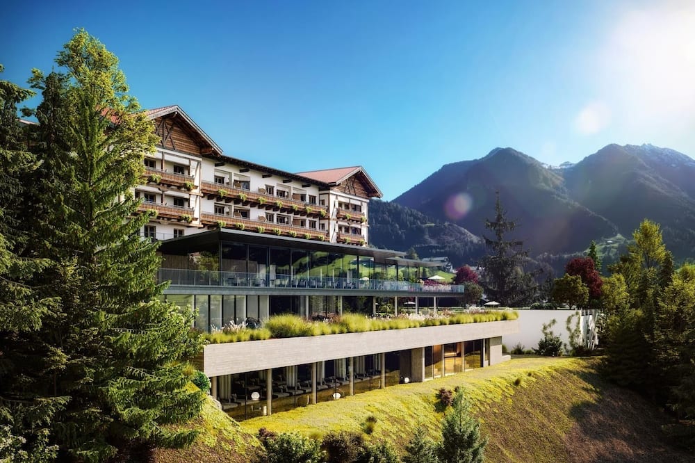 ホテル オーベルフォルストホフ 写真