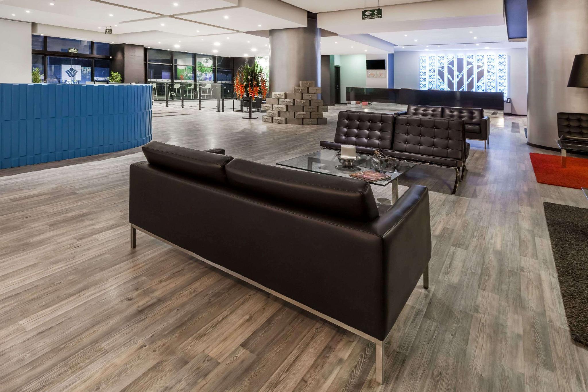 ウィンダム ボゴタ 写真