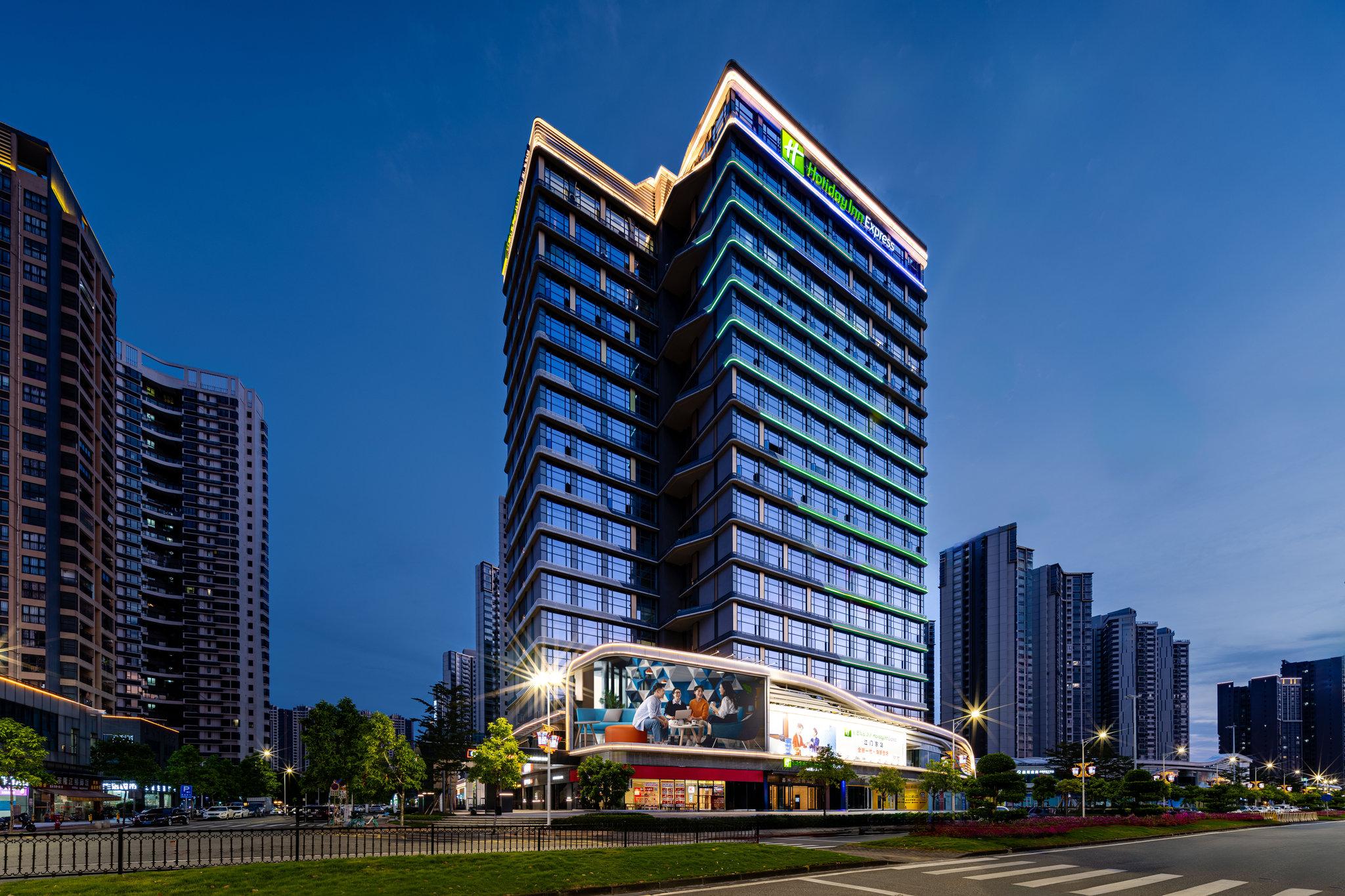 ホリデイ イン エクスプレス ジアンメン イースト ステーション バイ IHG 写真