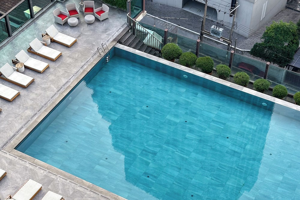 アーバナ サトーン バンコク 写真