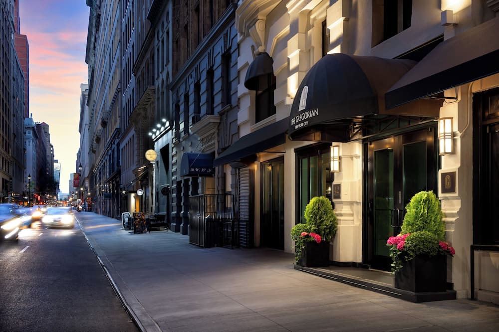 ザ グレゴリアンホテル 写真