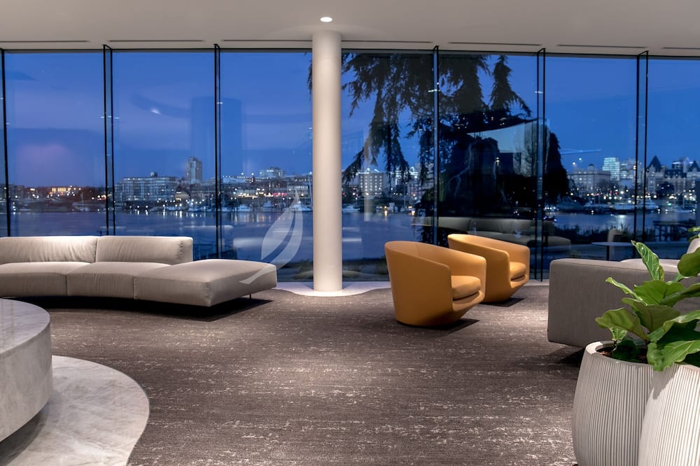 イン アット ローレル ポイント 写真