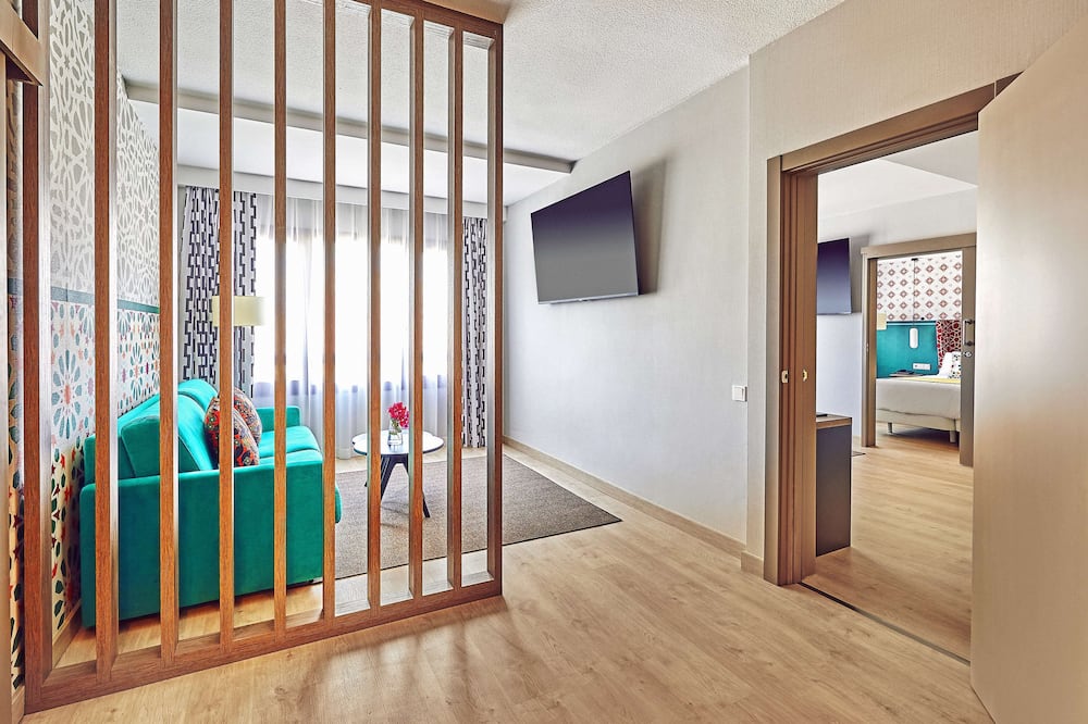 エスペリア セビリヤ 写真