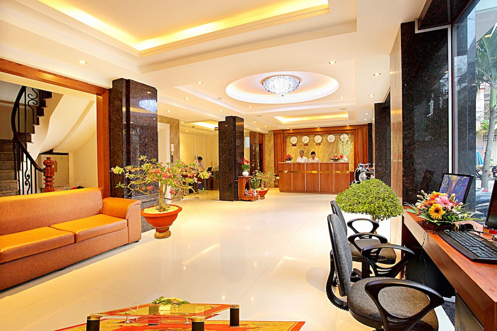 ゴールデン ニャチャン ホテル 写真