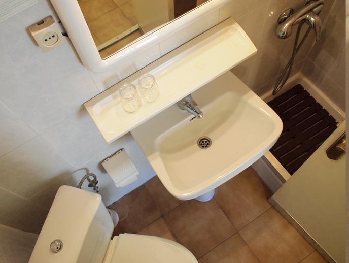 ホスタル デルフォス 写真