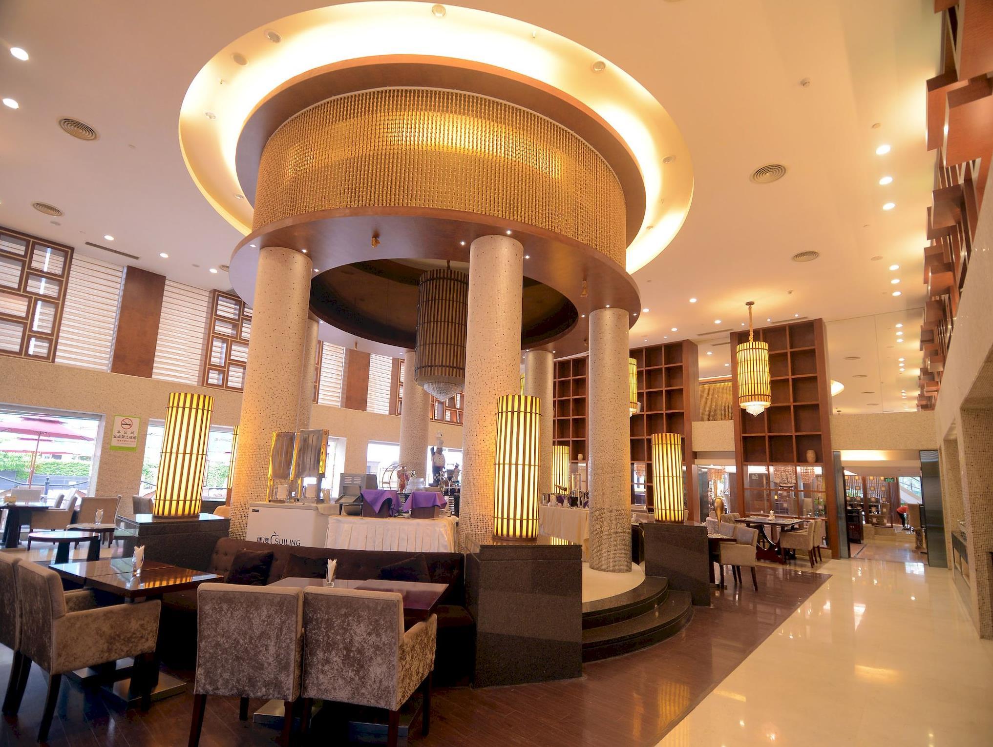 ラマダ バイ ウィンダム シンセン バオアン 写真