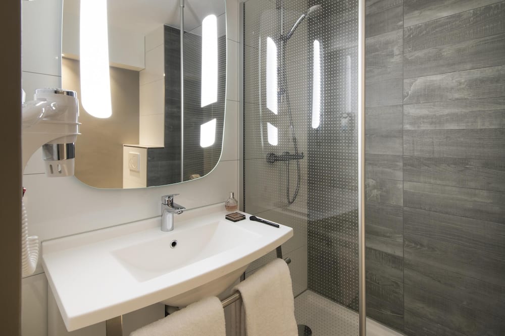 イビス ティルブルフ 写真