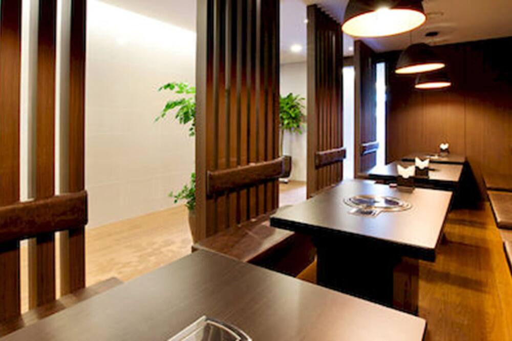 ザ チェイル ホテル オニャン 写真