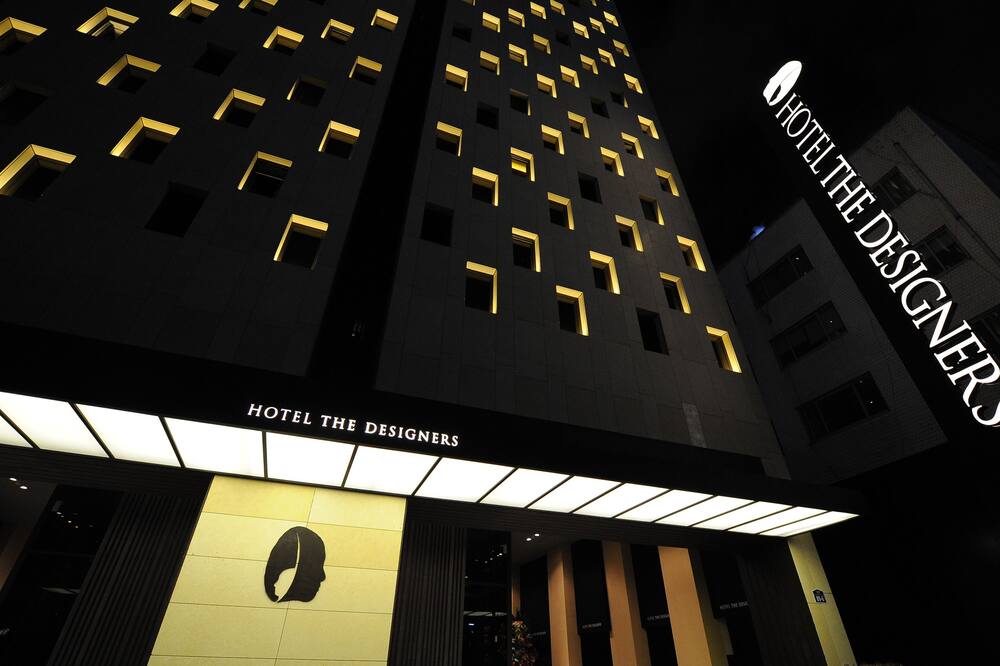 ホテル ザ デザイナーズ ジョンノ 写真