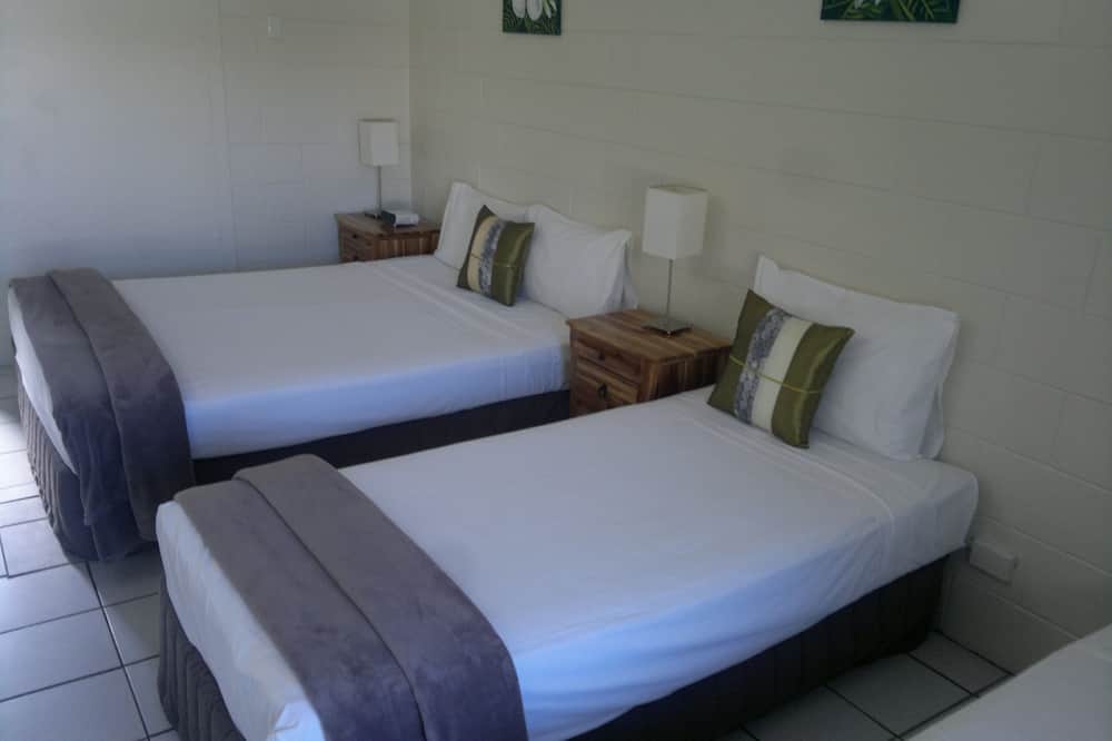 ホイットサンデー オン ザ ビーチ 写真