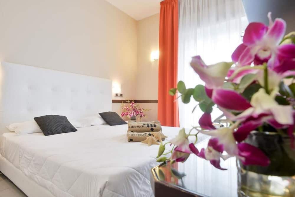 ホテル ダービー 写真