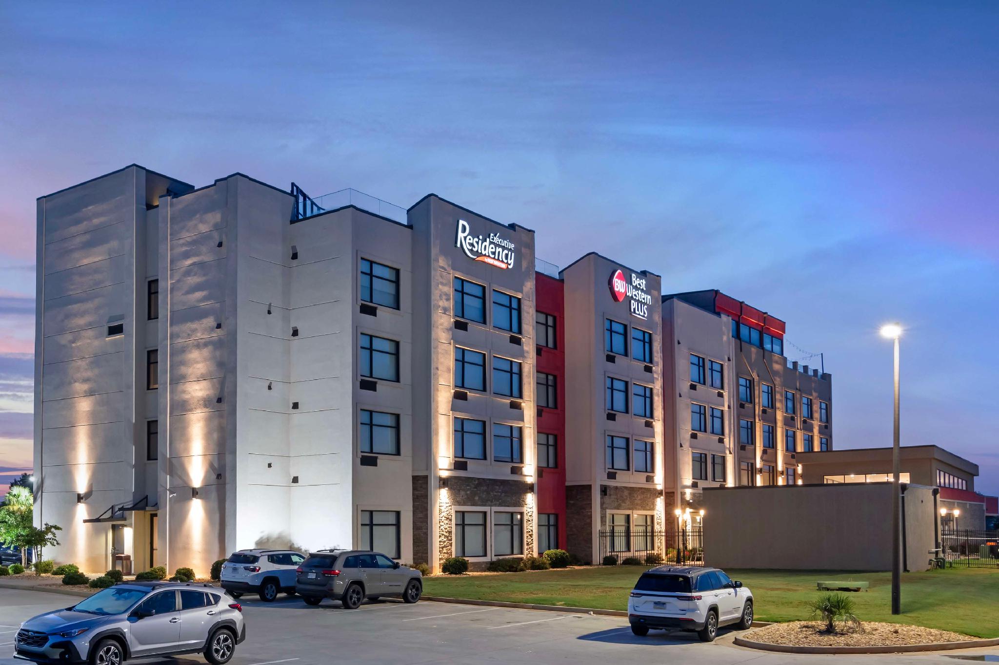 Best Western Plus Executive Residency Rigby's Water World Hotel 写真
