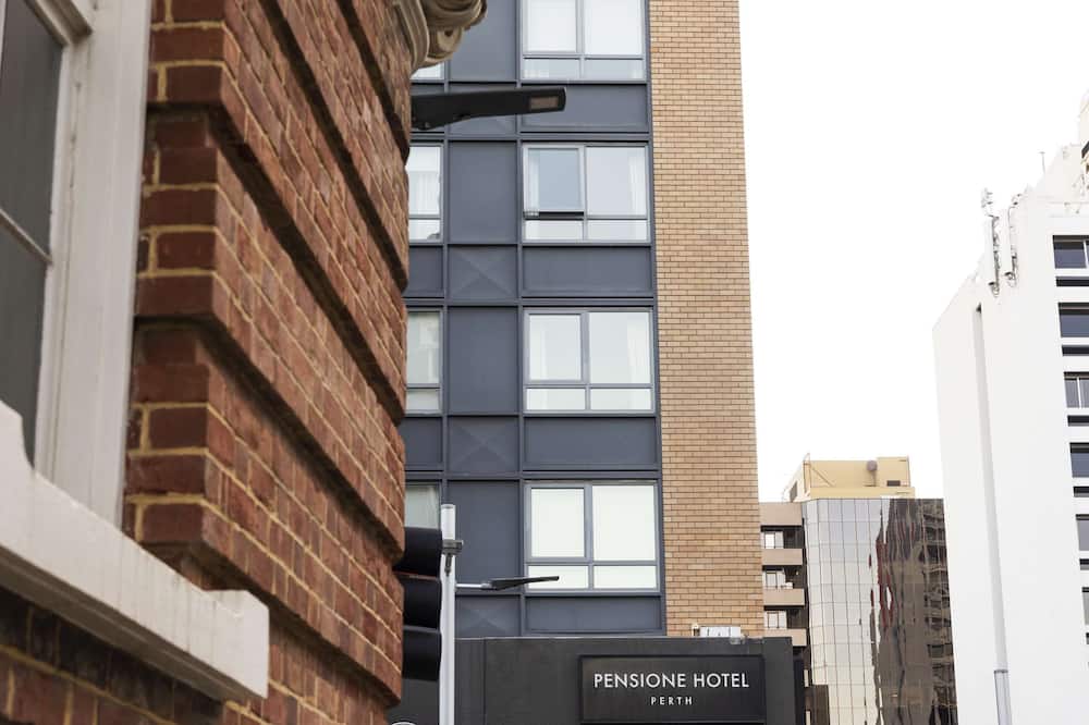 ペンション ホテル パース 写真