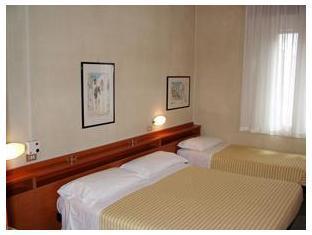 ホテル ラヴェンナ 写真