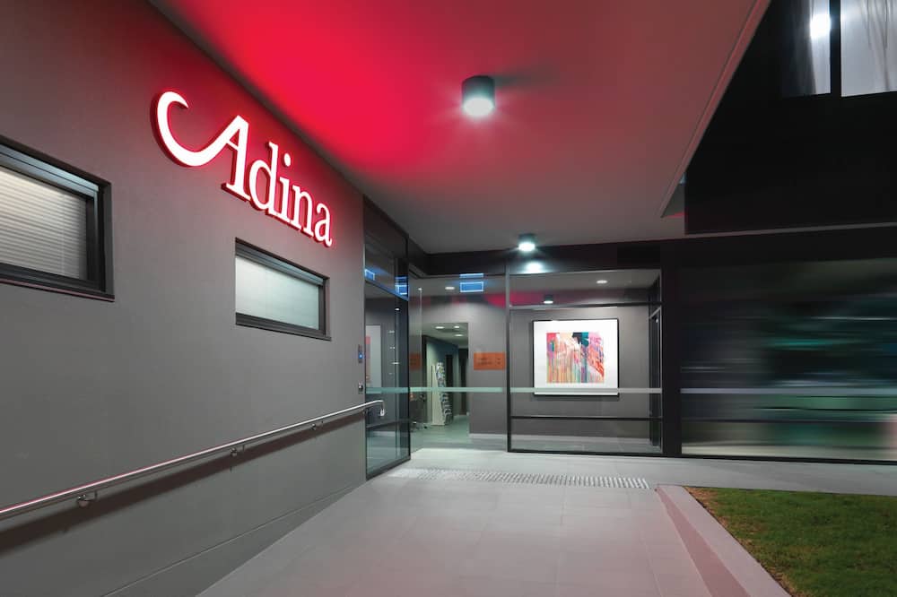 アディナ アパートメント ホテル シドニー エアポート 写真