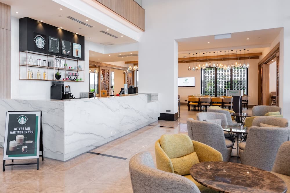 ホリデイ イン セパン エアポート バイ IHG 写真