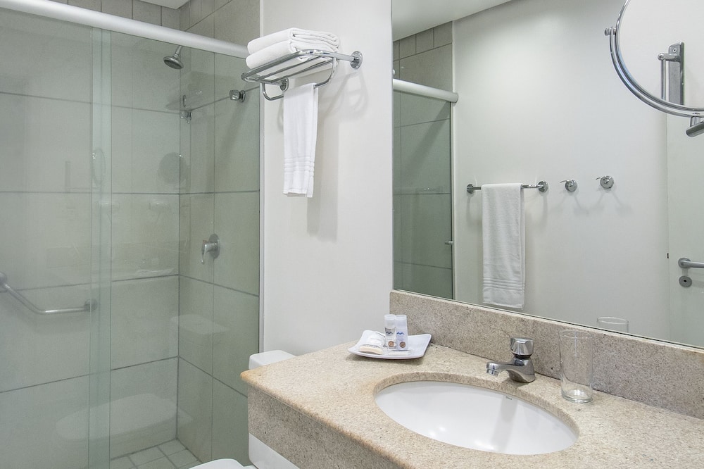 ホテル ミレニアム 写真