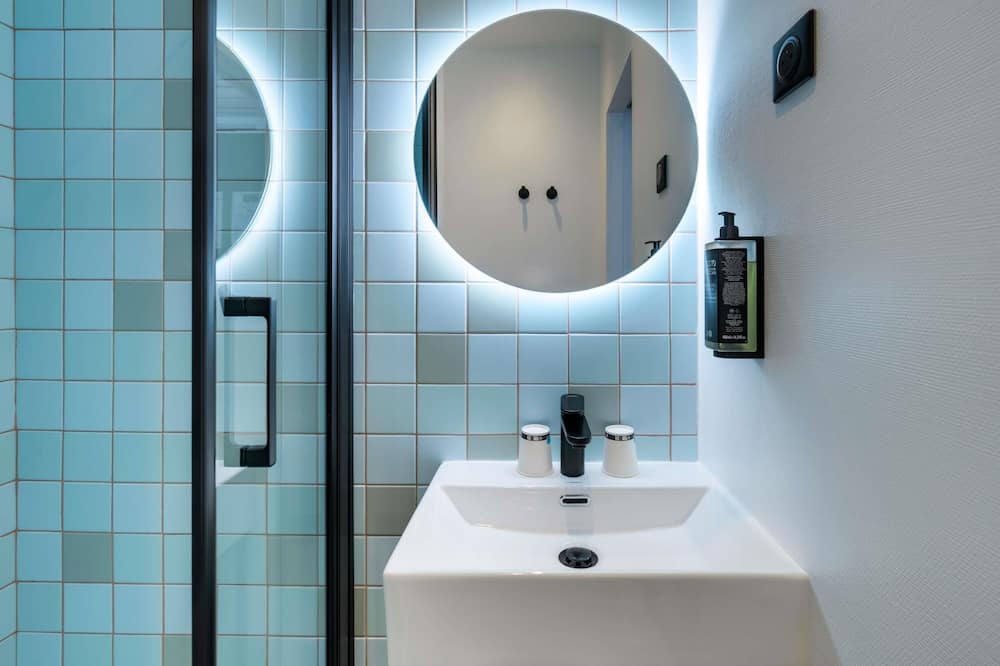 イビス スタイルズ パリ カデット ラファイエット 写真