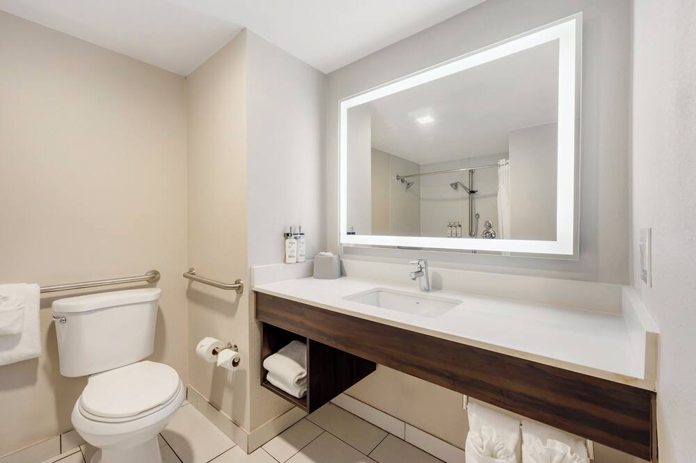 Holiday Inn Express & Suites Antioch By IHG 写真