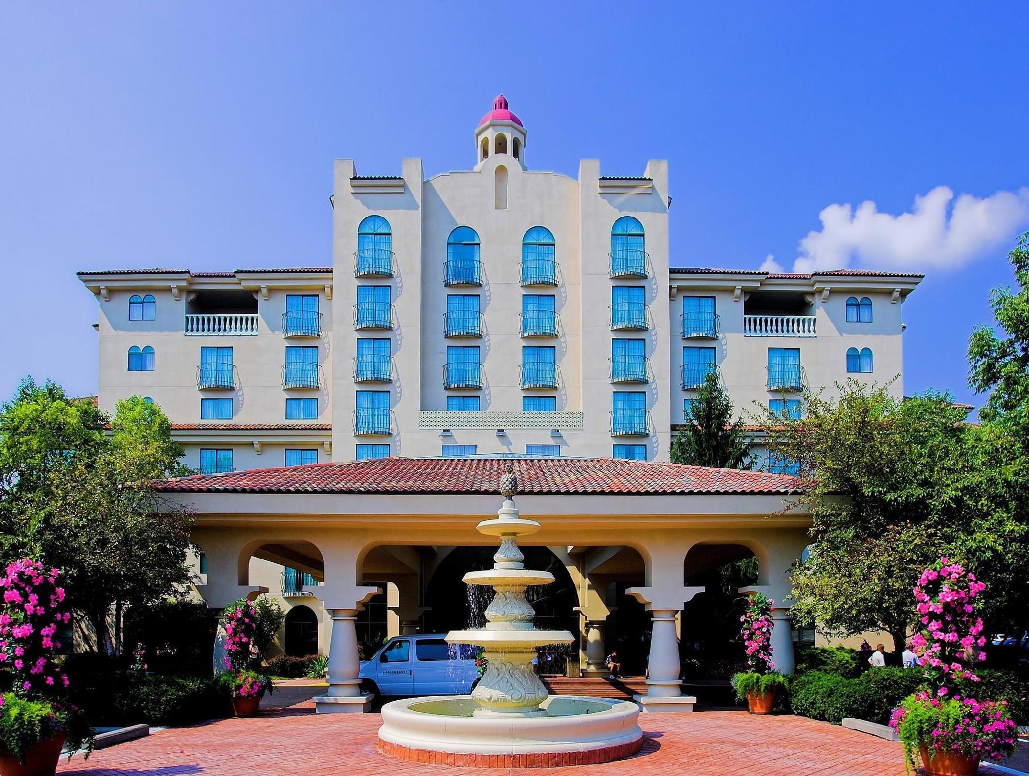 エンバシー スイーツ バイ ヒルトン インディアナポリス ノース 写真