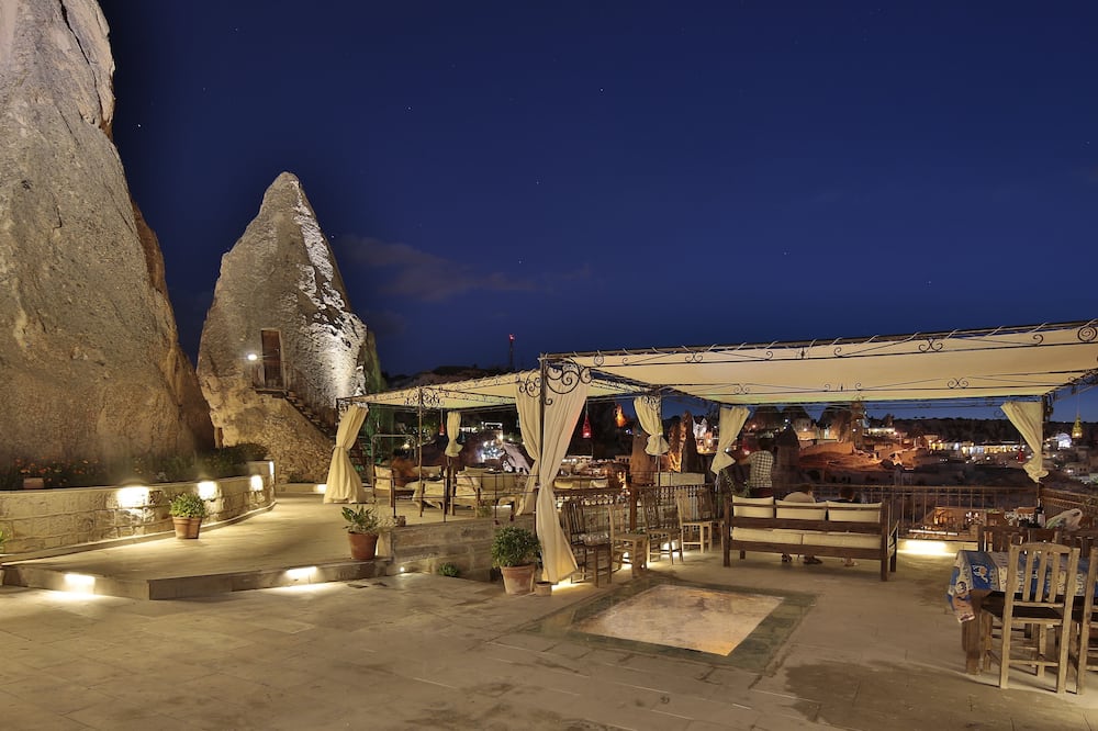 パノラミック ケイブ ホテル 写真