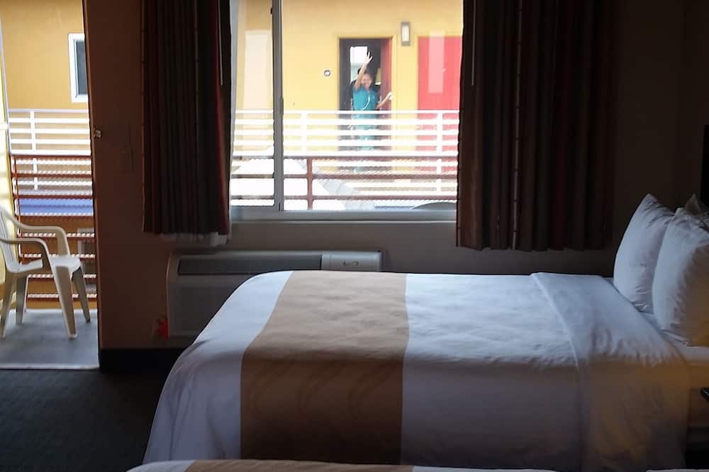 クオリティー イン & スイーツ アナハイム アット ザ パーク 写真