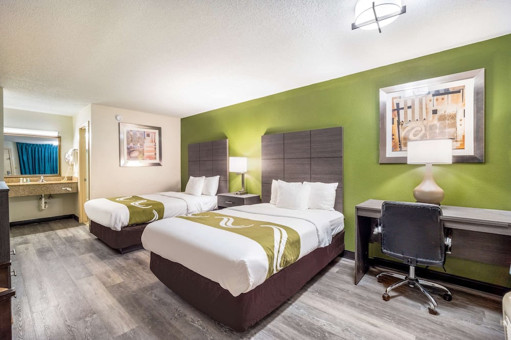 クオリティ イン コロンビア エアポート 写真