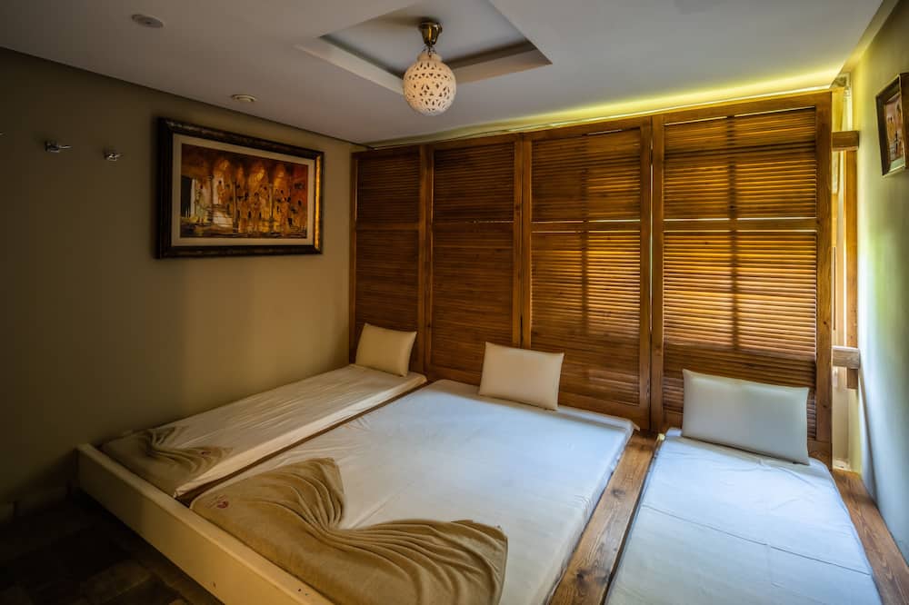 ホテル ダル ハヤム 写真