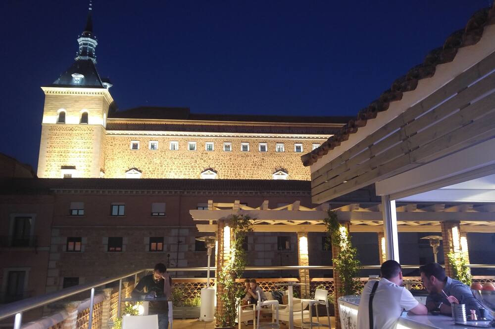 ホテル カルロス V 写真