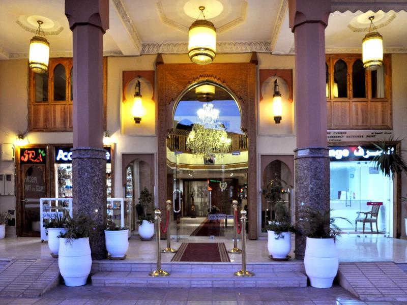 ホテル モント ギリーズ 写真