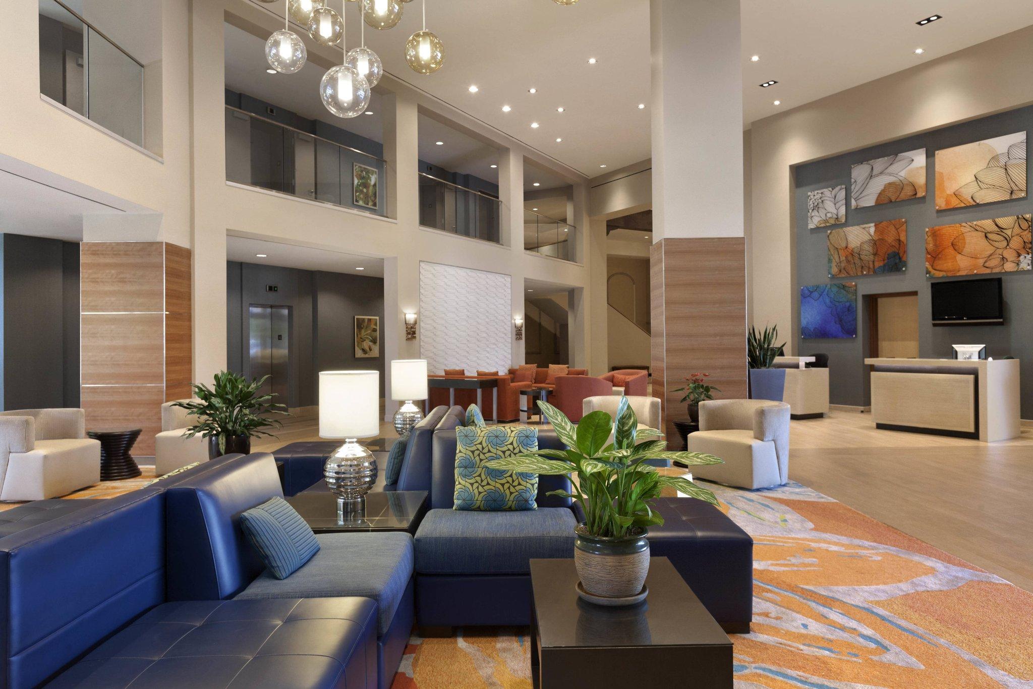 デルタ ホテルズ アナハイム ガーデン グローブ 写真