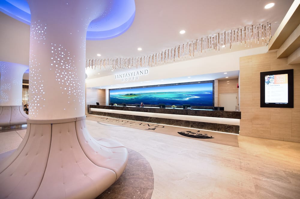 ファンタジーランド ホテル 写真