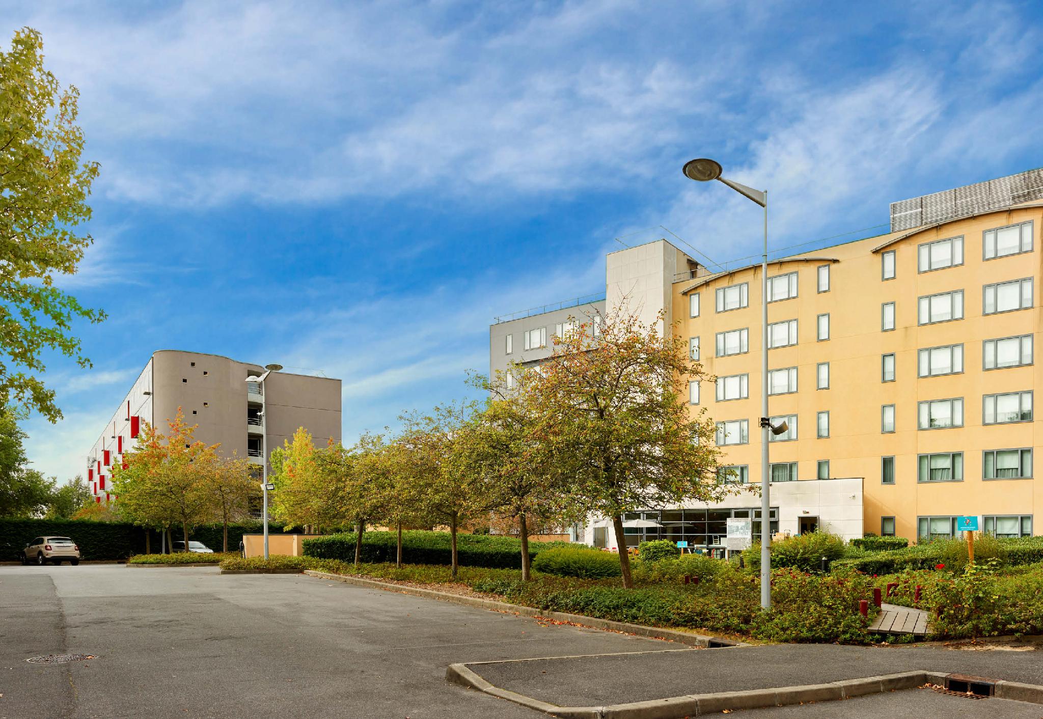 ビーアンドビー ホテル パリ グラン ロワシー シーディージー アエロポール 4エトワール 写真