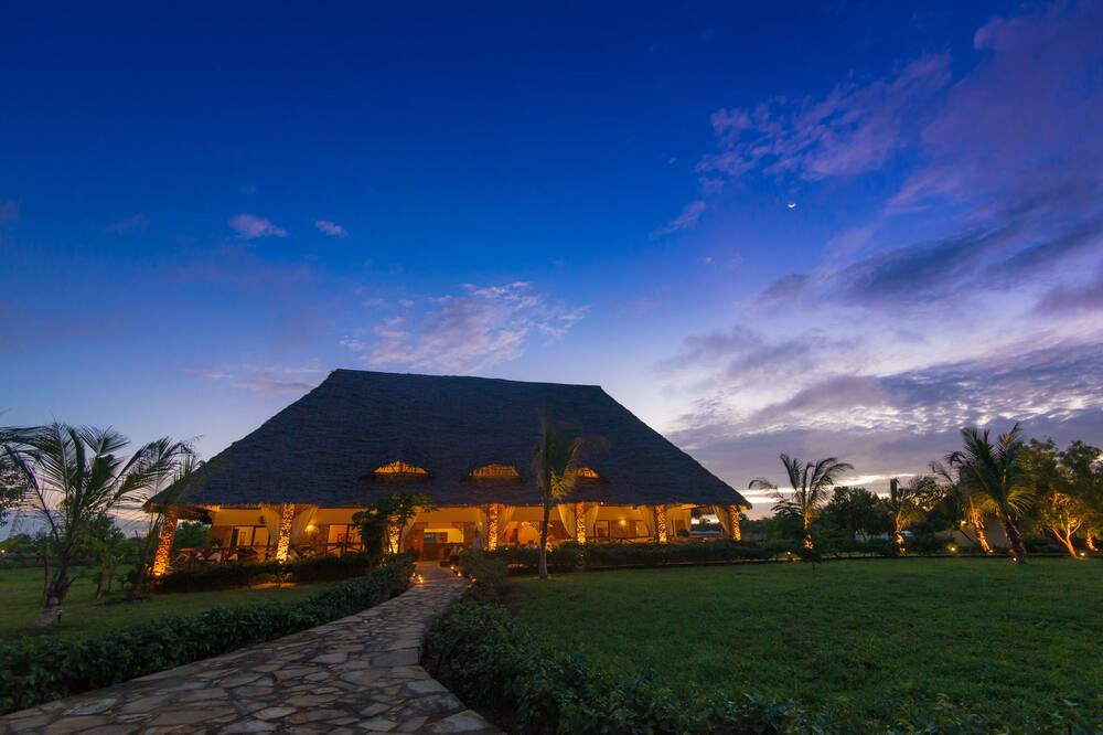 The Sands Beach Resort 写真