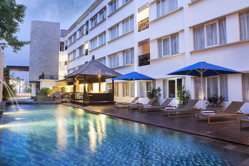 ナチャ ホテル クタ 写真