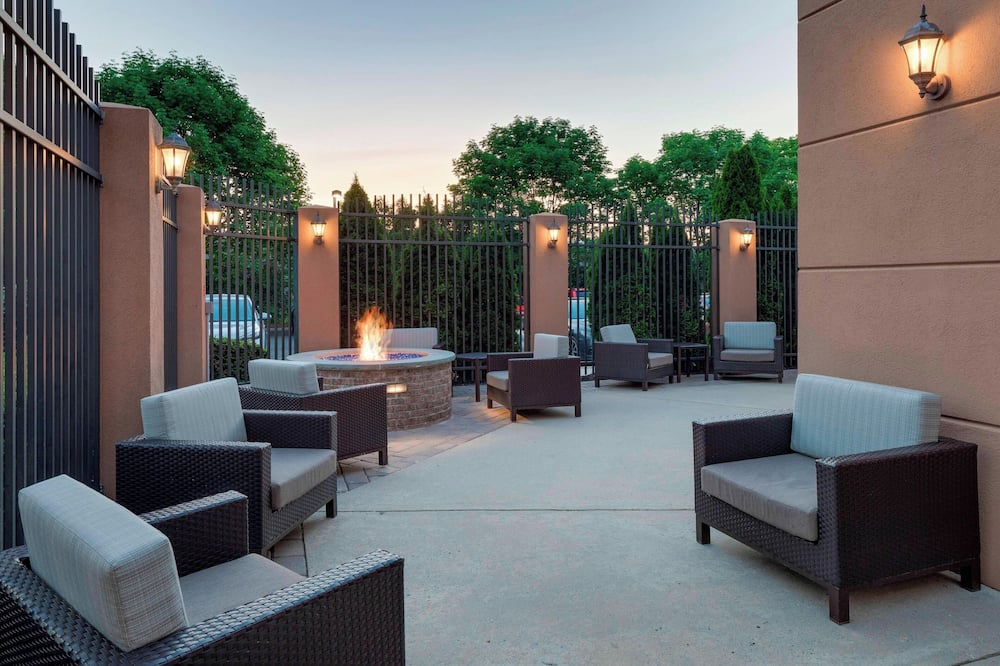 Courtyard by Marriott Cranbury South Brunswick 写真