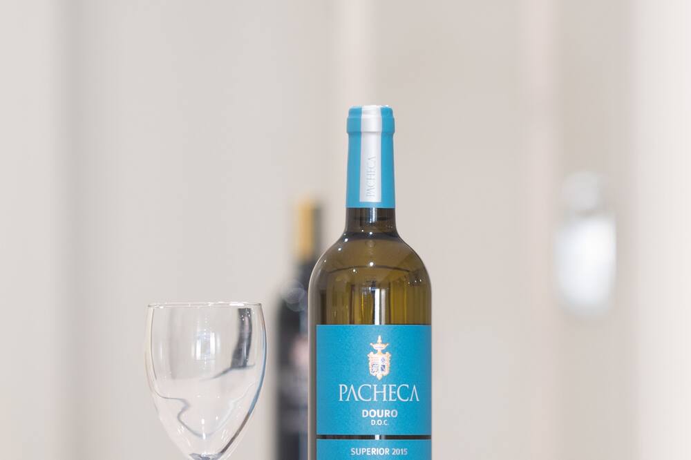 アルマダ ワイン ハウス 写真