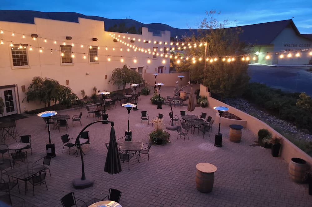 イン アット デザート ウィンド ワイナリー 写真