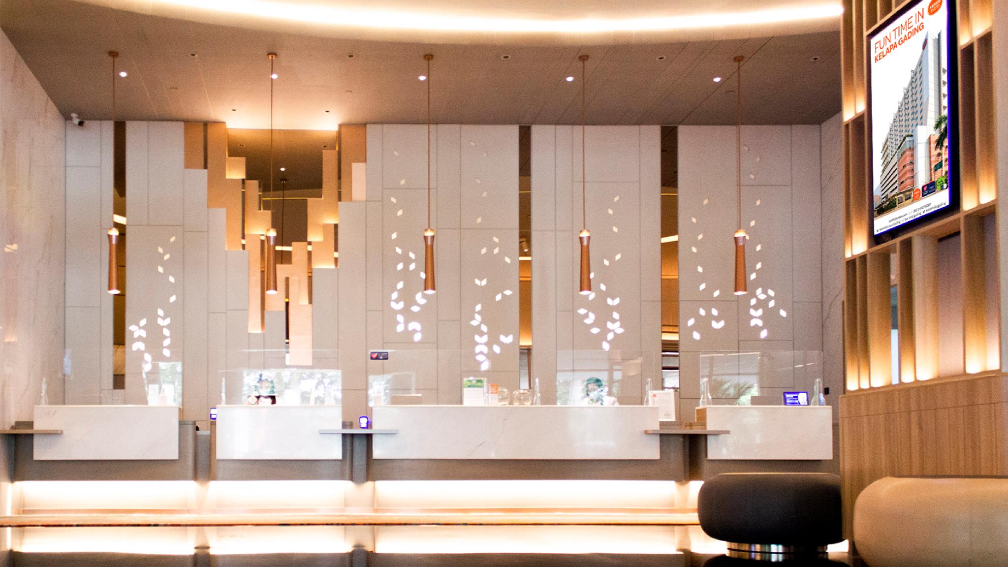 ハリス ホテル&コンヴェンションズ ケラパ ガディン 写真